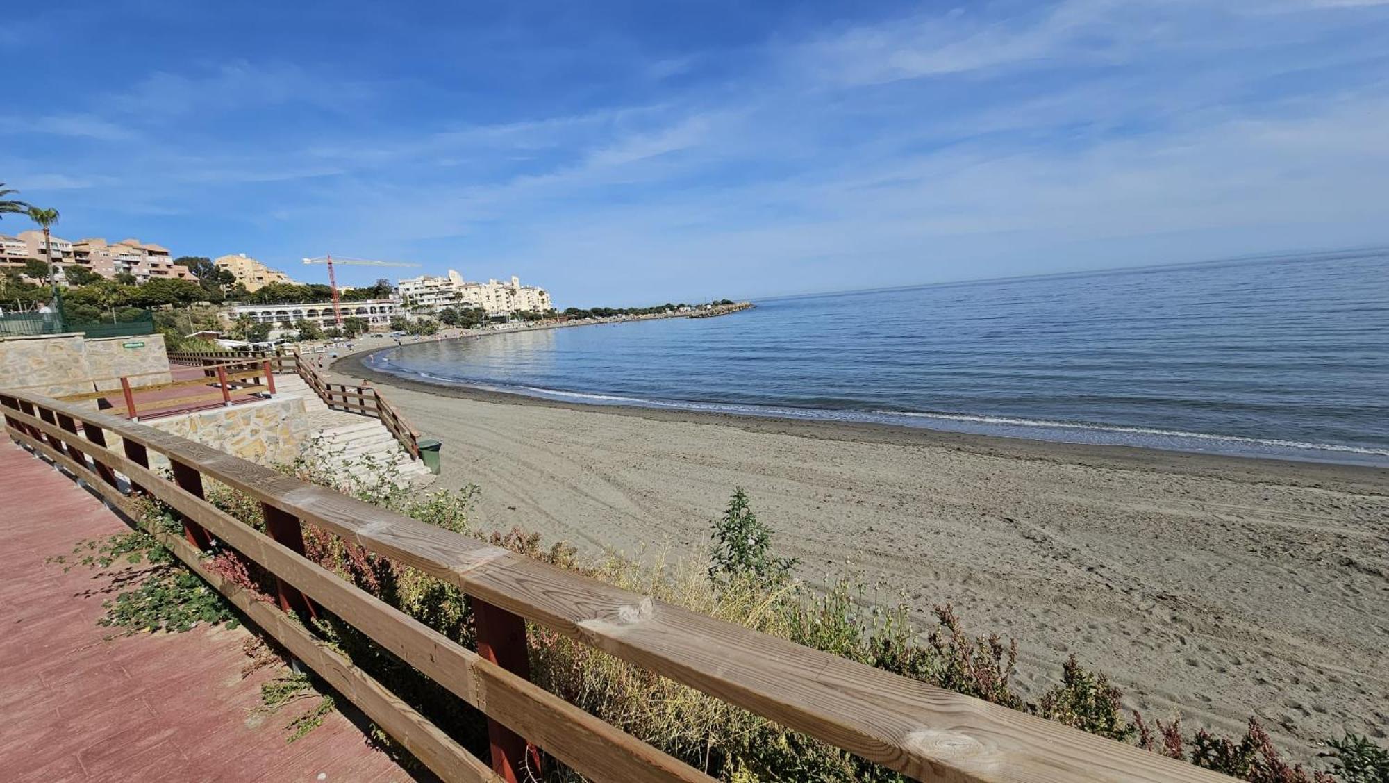 Junto A La Playa Del Cristo Cerca Del Puerto Apartamento Estepona Exterior foto